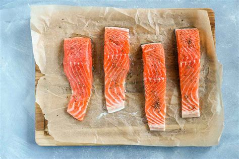 Fish Allergy Symptoms, Diagnosis, Treatment, and Coping.